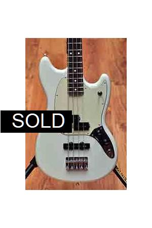 Fender Mustang Bass PJ PF Sonic Blue Fender Mustang Bass PJ PF Sonic Blue